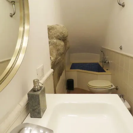 Tatil Evi Casa Del Moro - Romantic Loft In Trastevere Roma